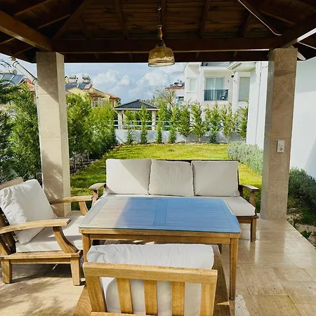 Sunshine Villa *